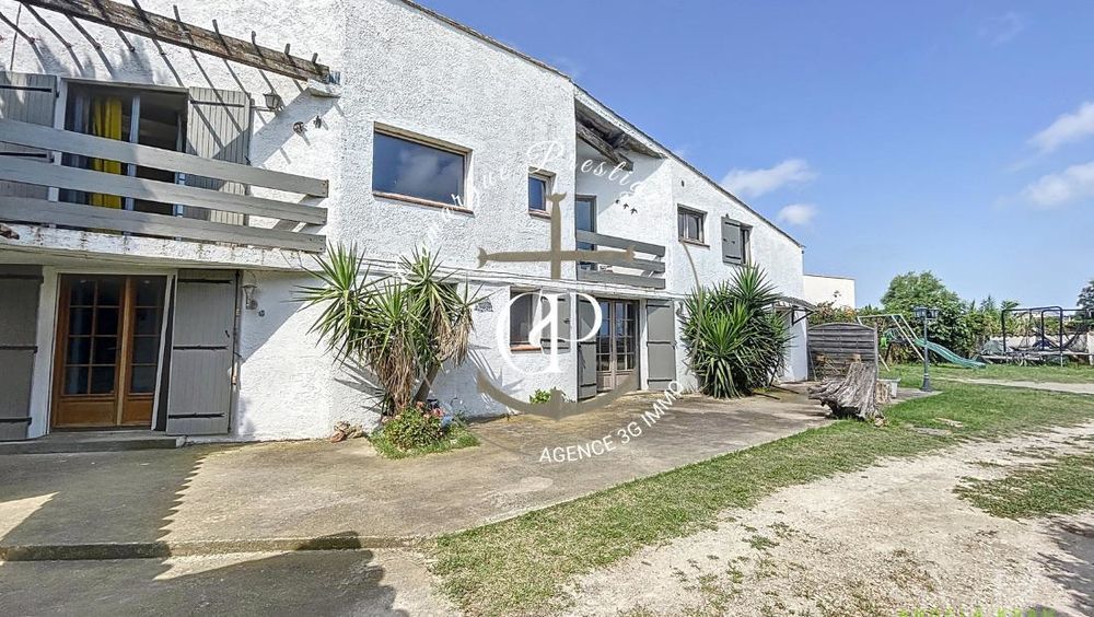 � vendre  Maison Saintes-Maries-de-la-Mer (13460)