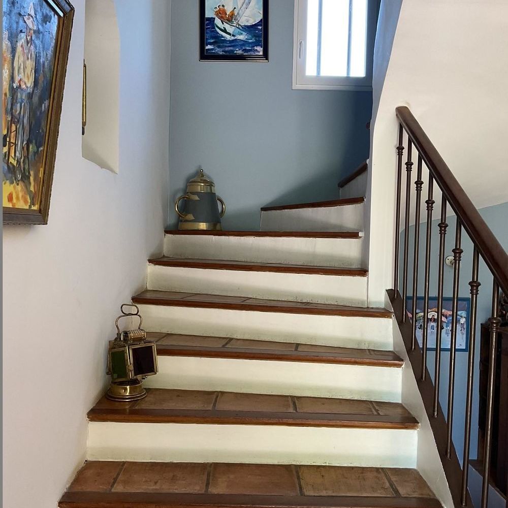 � vendre  Maison �guilles (13510)