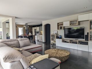  Maison � vendre 6 pi�ces 233 m�