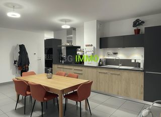  Appartement � vendre 4 pi�ces 82 m� Saint-pierre-en-faucigny