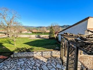  Maison � vendre 8 pi�ces 262 m�