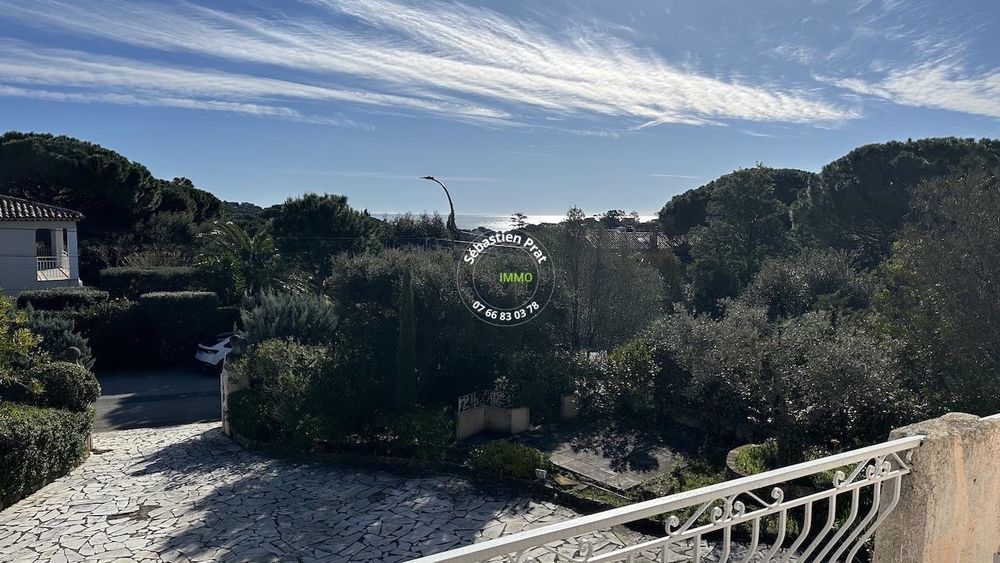 � vendre  Maison Les Issambres (83380)