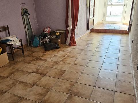 Bureaux 1 pi&egrave;ce 54000 04500 Riez