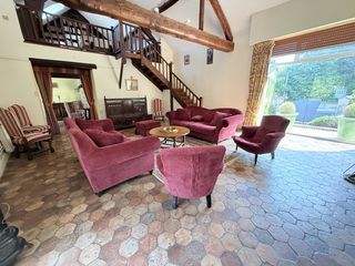  Maison � vendre 9 pi�ces 350 m�