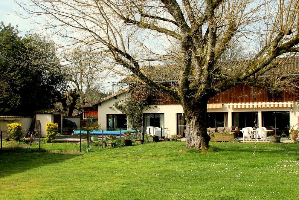 � vendre  Maison Belin-B�liet (33830)