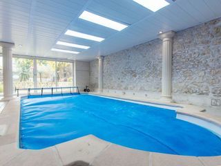  Immeuble � vendre 10 pi�ces 140 m�