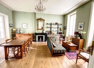  Maison � vendre 8 pi�ces 200 m�