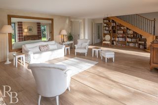  Maison � vendre 8 pi�ces 258 m�