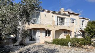  Maison � vendre 9 pi�ces 