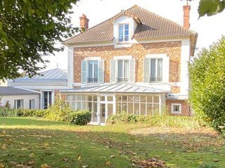  Maison � vendre 12 pi�ces 350 m�