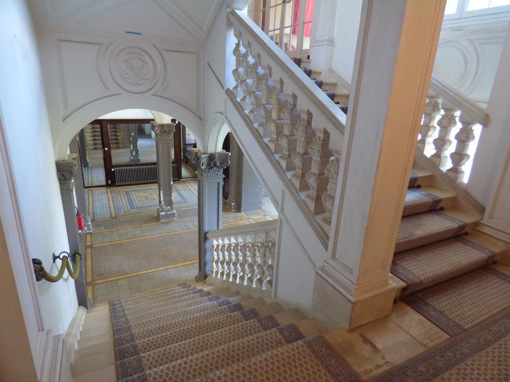 � vendre  Propri�t�/ch�teau Ligni�res (41160)