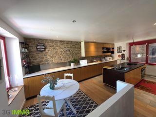  Maison � vendre 9 pi�ces 