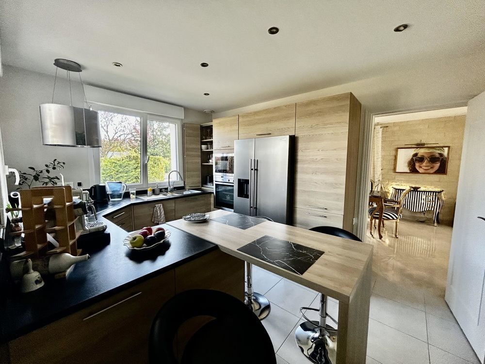 � vendre  Maison Savonni�res (37510)