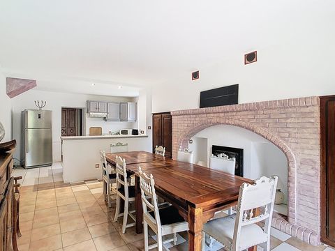  Maison � vendre 8 pi�ces 342 m�