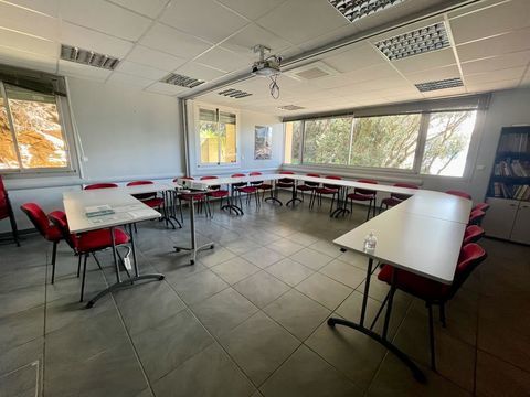 Local activité 1 pièce 650000 20000 Ajaccio