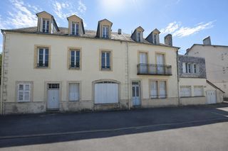  Immeuble � vendre 15 + pi�ces 450 m�