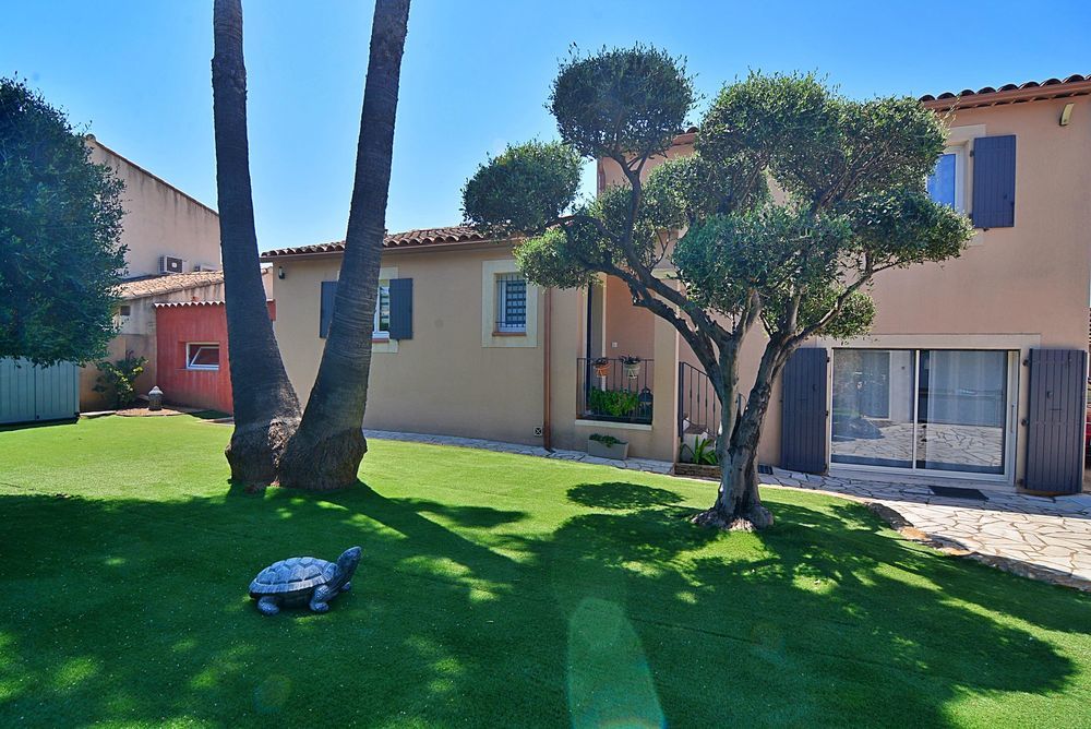 � vendre  Maison Saint-Cyr-sur-Mer (83270)