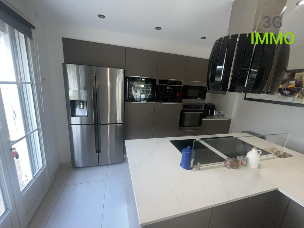 � vendre  Maison P�zenas (34120)