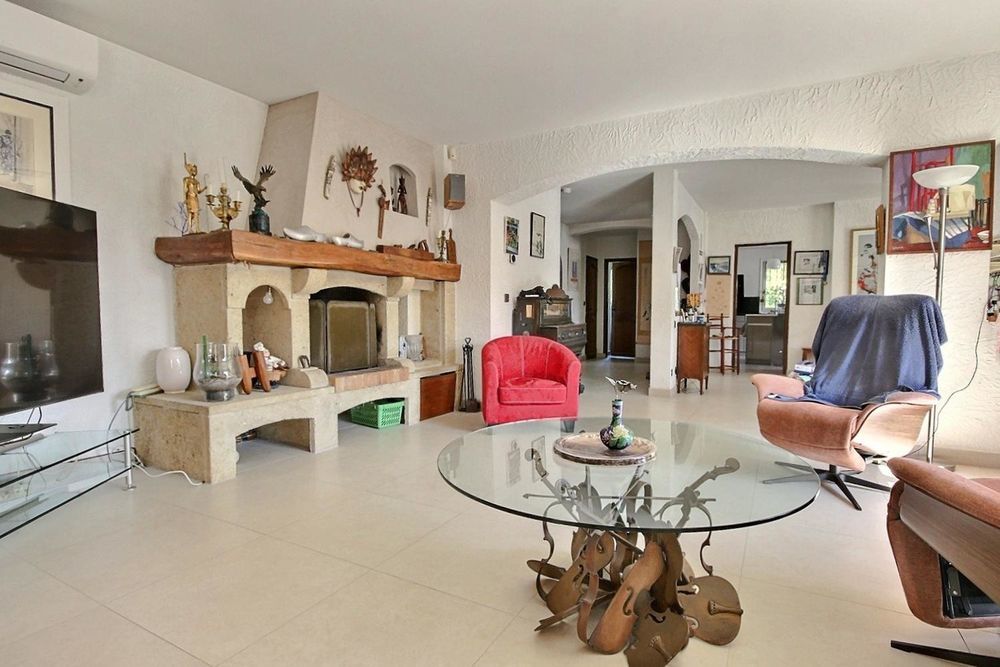 � vendre  Maison Antibes (06600)