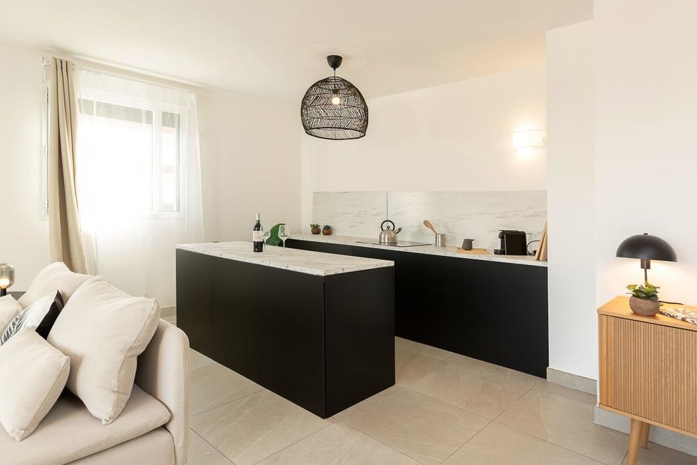 � vendre  Appartement Antibes (06600)