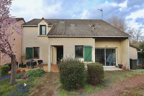   Maison traditionnelle 8 pi�ces Maison - 8 pi�ce(s) - 162 m�