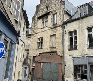  Immeuble � vendre 15 + pi�ces 350 m�