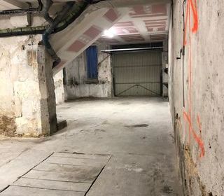  Parking / Garage � vendre 