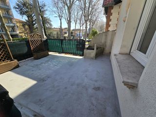  Immeuble � vendre 12 pi�ces 210 m�