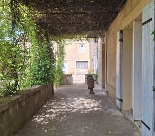  Propri�t�/ch�teau � vendre 10 pi�ces 460 m�