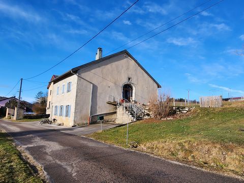   Maison 8 pi�ces Maison - 8 pi�ce(s) - 250 m�