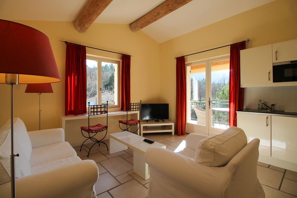 � vendre  Maison Montbrun-les-Bains (26570)