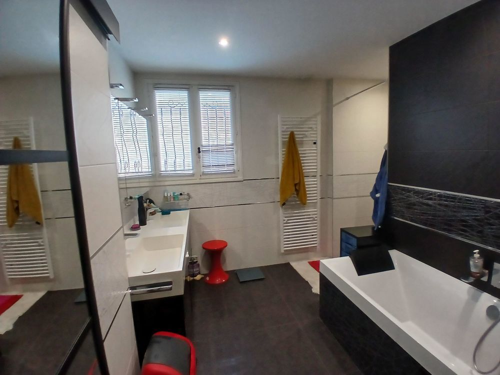 � vendre  Maison Lugan (81500)