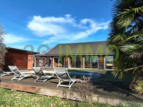   Maison 11 pi�ces Maison - 11 pi�ce(s) - 349 m�