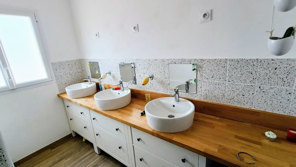 � vendre  Maison P�zenas (34120)