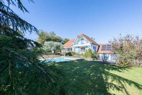   Maison d'architecte 7 pi�ces Maison - 7 pi�ce(s) - 141 m�