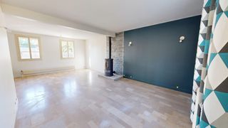  Maison � vendre 6 pi�ces 201 m�