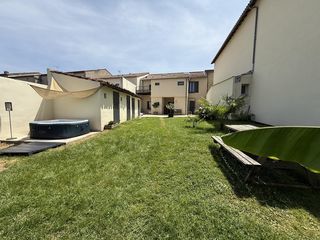  Maison � vendre 10 pi�ces 234 m�