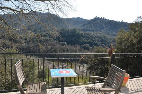   Maison et grand terrain 6 pi�ces Maison - 6 pi�ce(s) - 120 m�