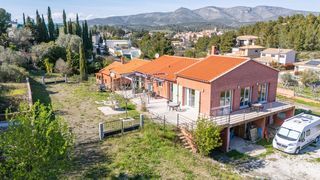  Maison � vendre 10 pi�ces 144 m�