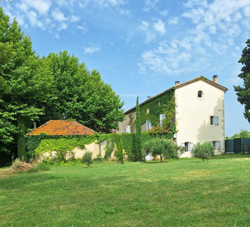 � vendre  Propri�t�/ch�teau Orange (84100)