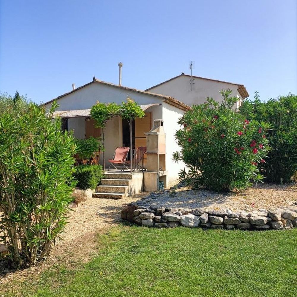 � vendre  Maison Cheval-Blanc (84460)