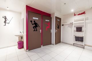  Immeuble � vendre 10 pi�ces 140 m�