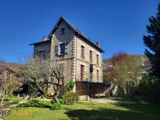  Maison � vendre 10 pi�ces 225 m�