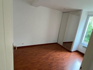  Immeuble � vendre 10 pi�ces 236 m�