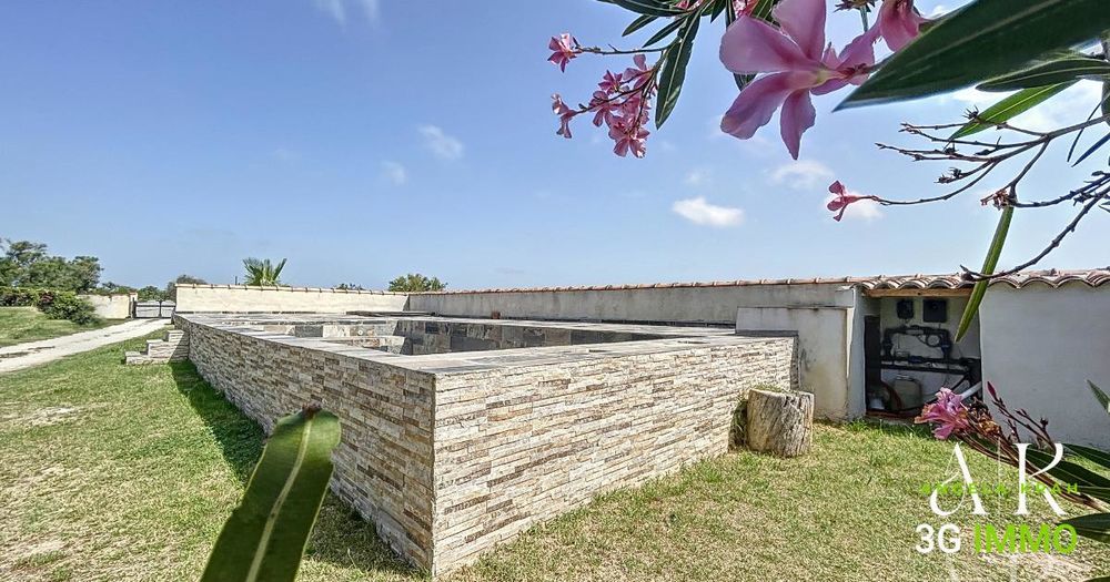 � vendre  Maison Saintes-Maries-de-la-Mer (13460)