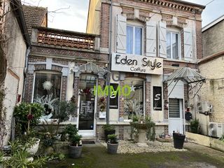  Immeuble � vendre 6 pi�ces 185 m�