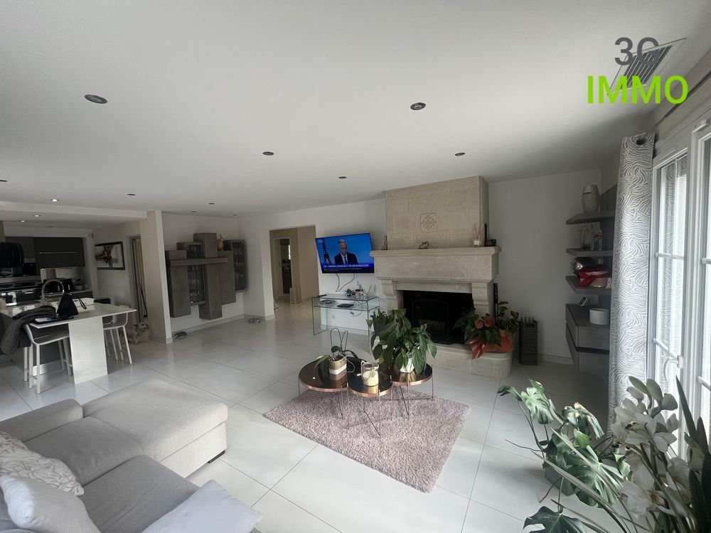 � vendre  Maison P�zenas (34120)