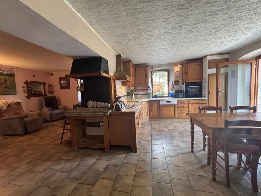 � vendre  Maison Lescheraines (73340)