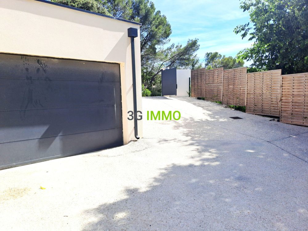 � vendre  Maison Uz�s (30700)