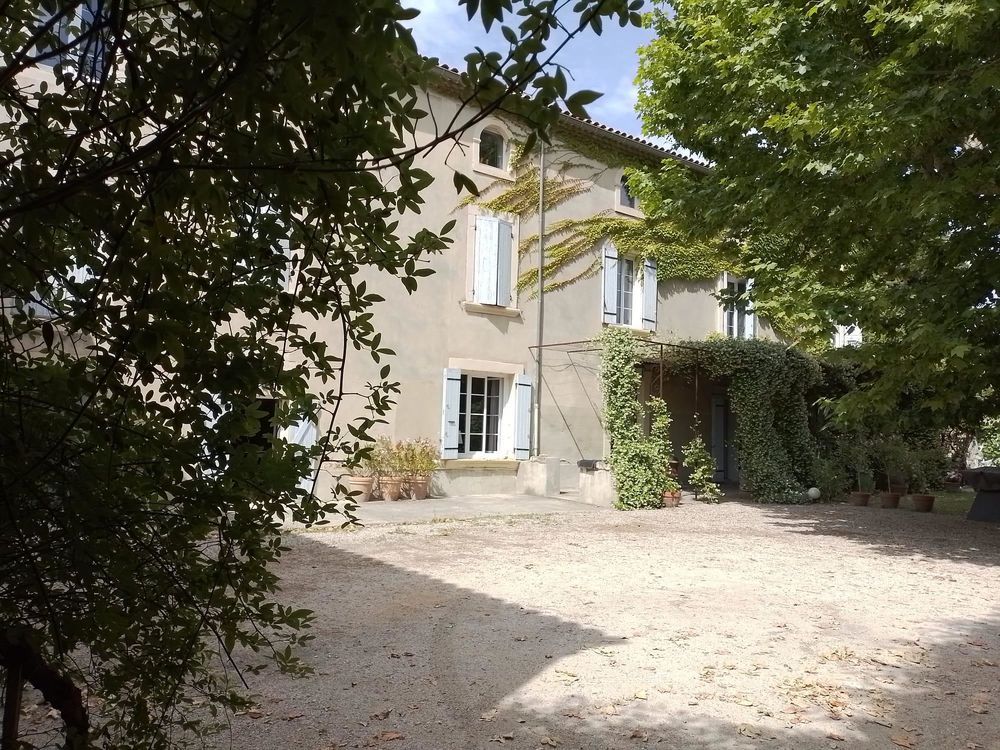 � vendre  Propri�t�/ch�teau Orange (84100)